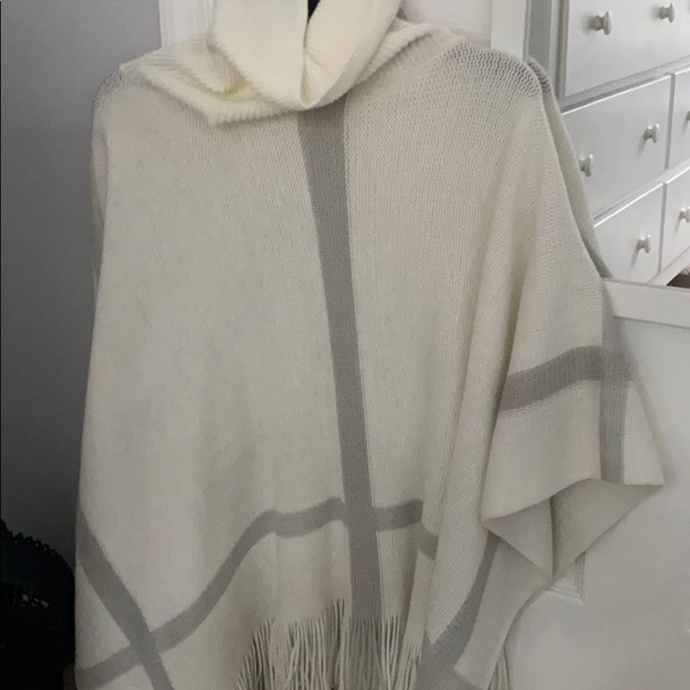 Oversized white and grey poncho style top